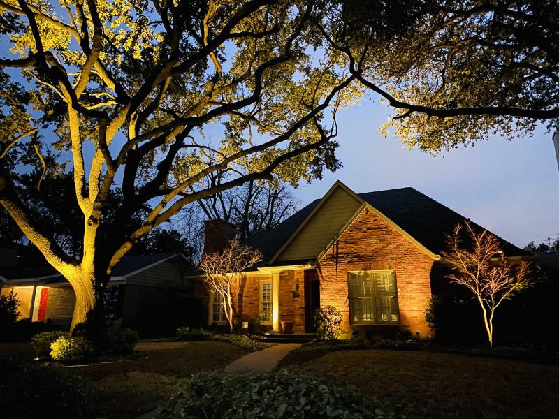 LANDSCAPE LIGHTING COMPANY